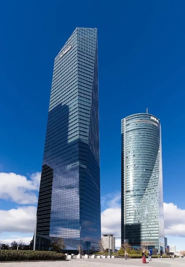 Apartment Lujo En Las 4 Torres! Business Area Madrid Spain